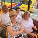 Seniorzy na wycieczce w Mosznej i Nysie